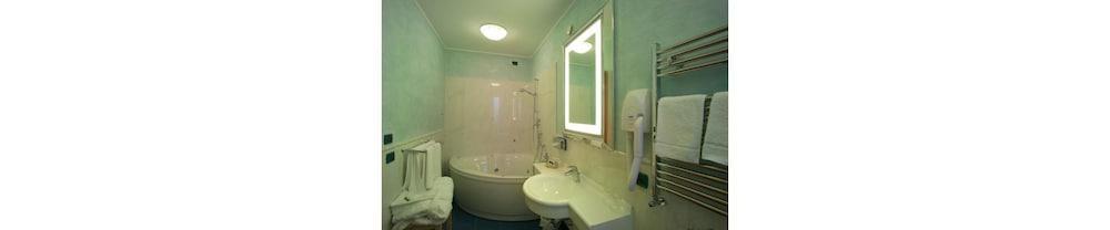 Hotel West Florence Campi Bisenzio