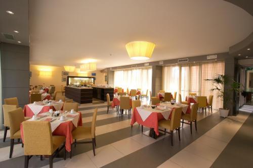 Hotel West Florence 4*