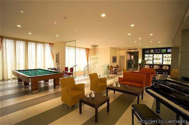 West Florence Hotel 4*